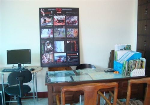 Junior House Hostel Τσιάνγκ Μάι Εξωτερικό φωτογραφία
