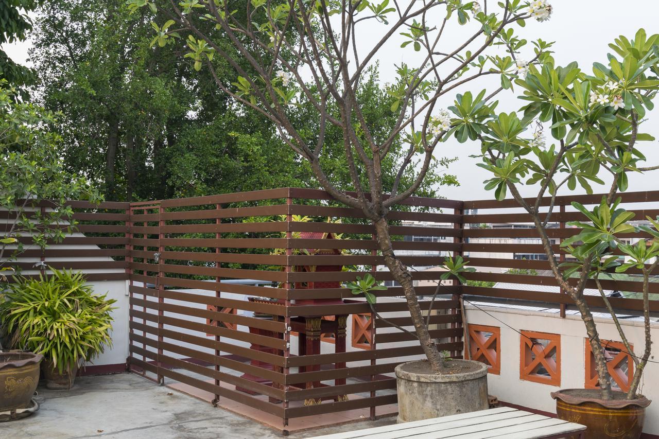 Junior House Hostel Τσιάνγκ Μάι Εξωτερικό φωτογραφία